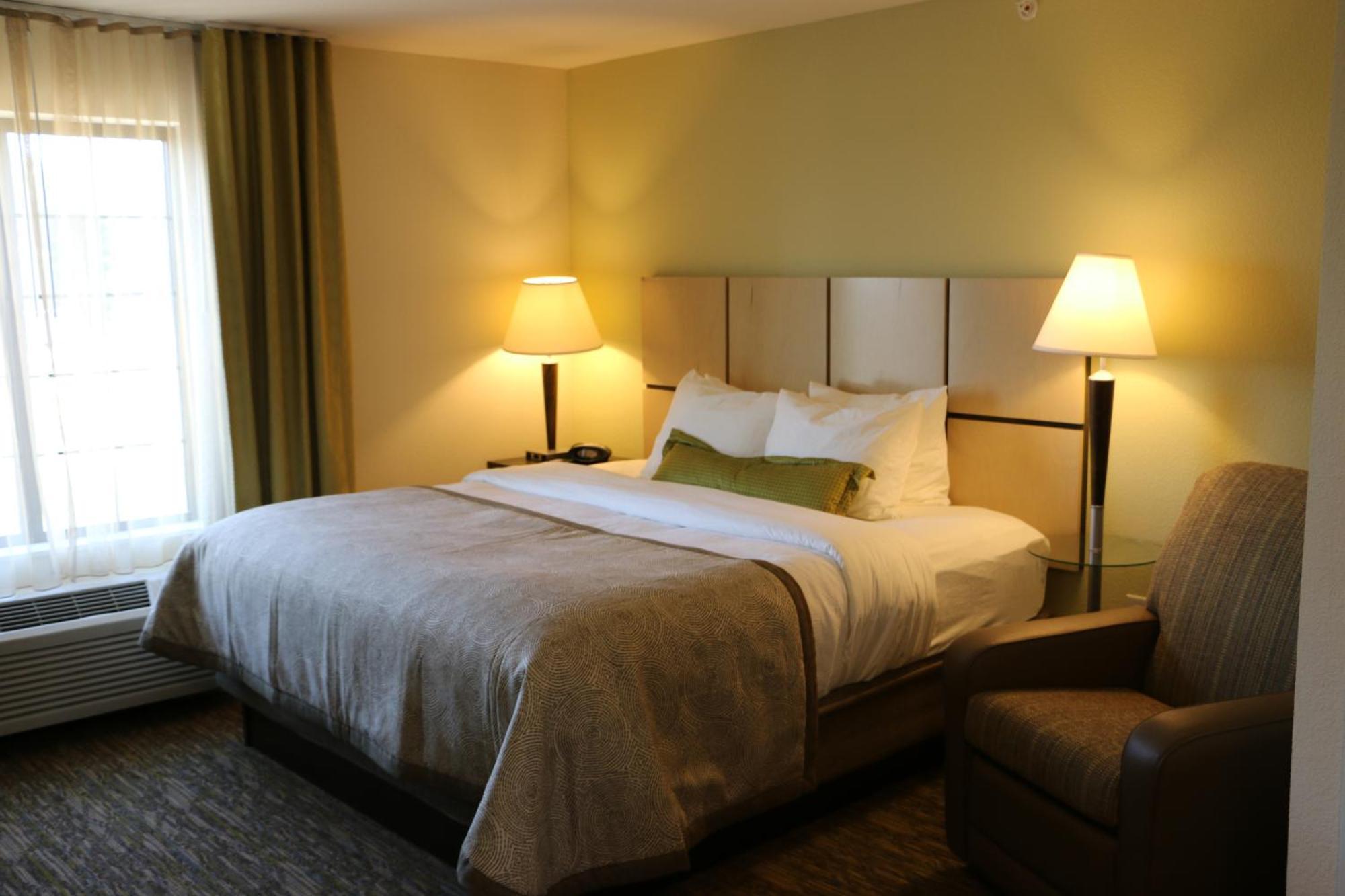 Candlewood Suites Bloomington By Ihg Bagian luar foto