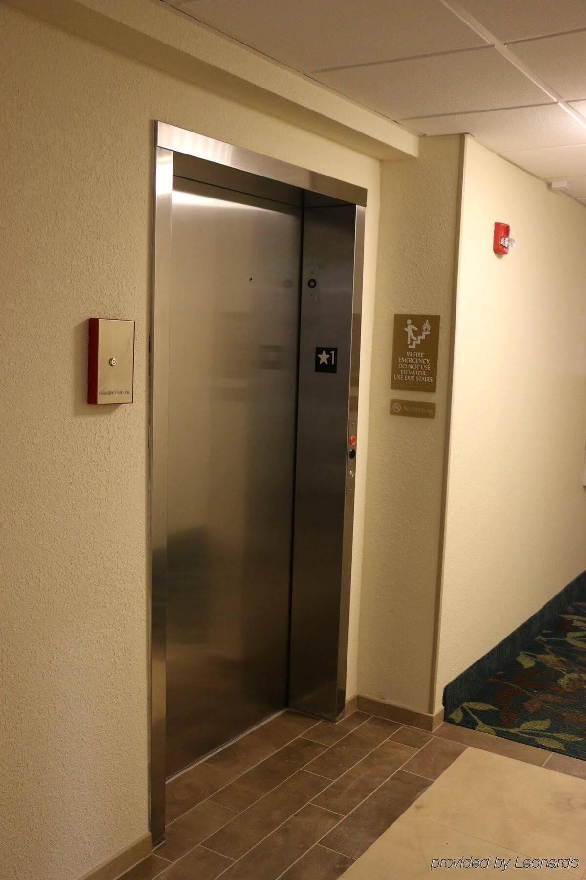 Candlewood Suites Bloomington By Ihg Bagian luar foto