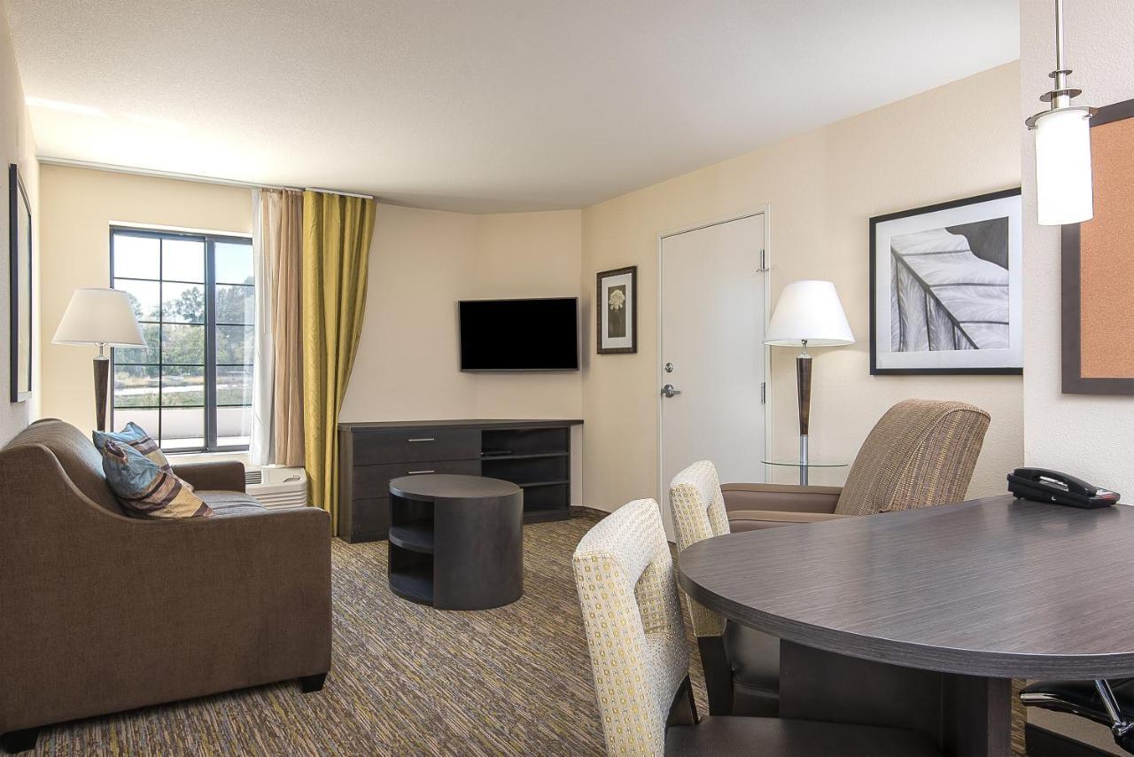 Candlewood Suites Bloomington By Ihg Bagian luar foto