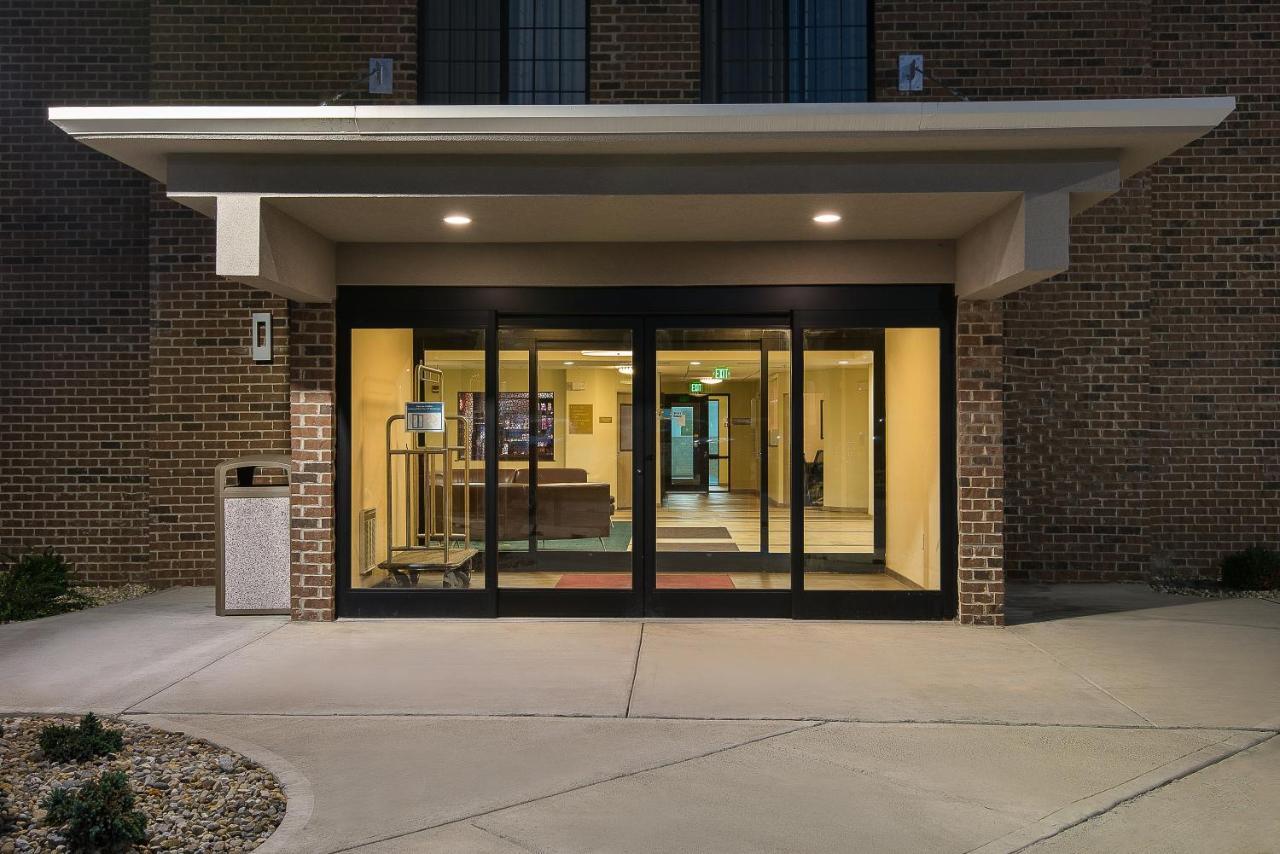 Candlewood Suites Bloomington By Ihg Bagian luar foto