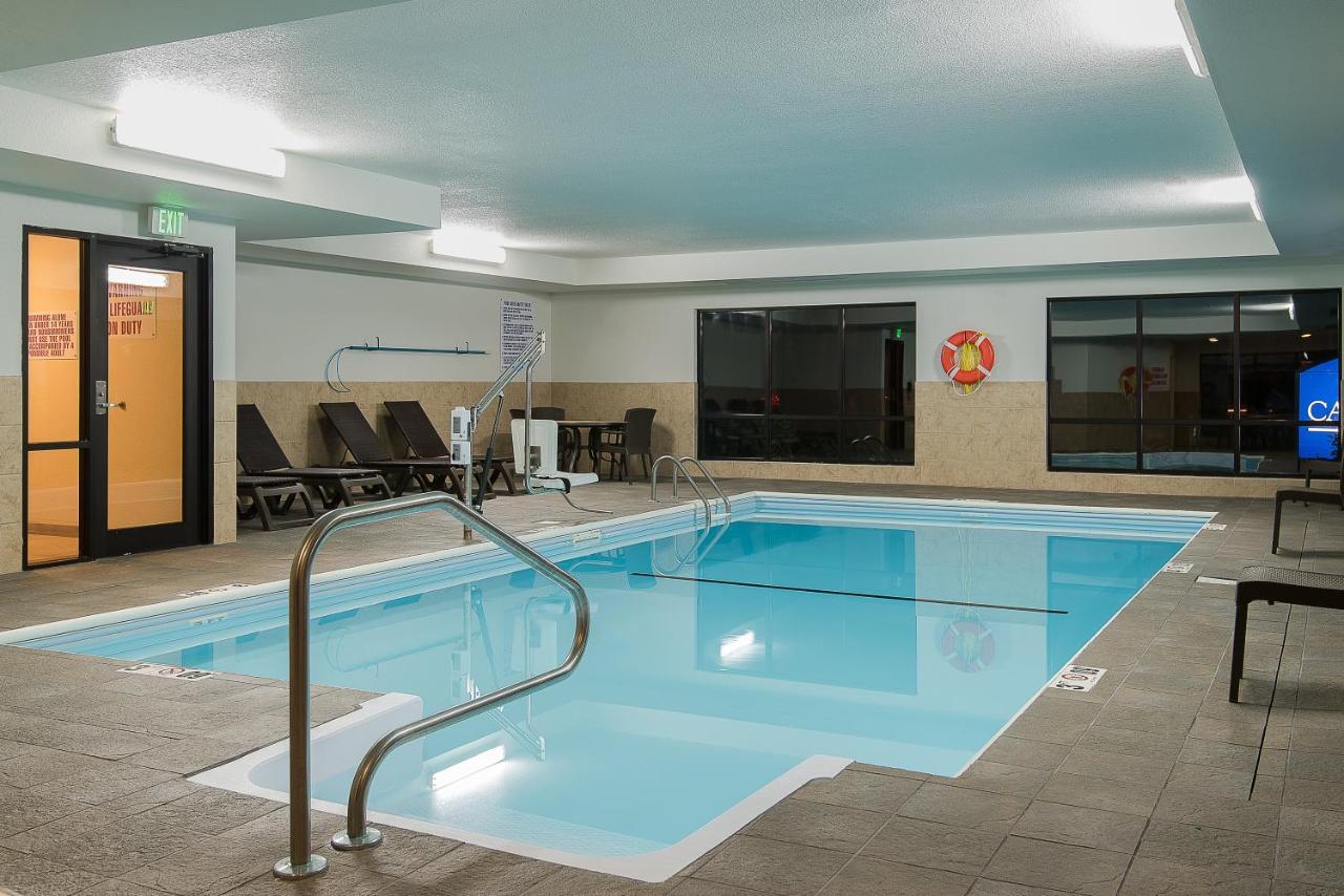 Candlewood Suites Bloomington By Ihg Bagian luar foto